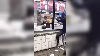 Ghetto Scum Destroys New York Chicken And Grill Before It Collapses