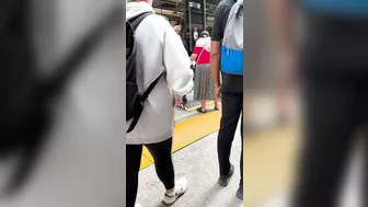 Incredibly Annoying Woman Makes Train Stop Because It Doesn't Want To Leave