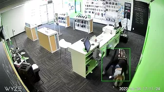 Man Brutally Attacks Employee