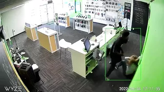 Man Brutally Attacks Employee