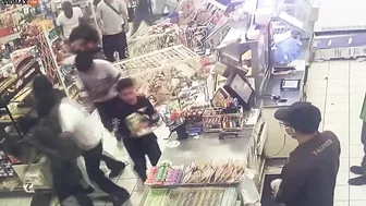 More Than 50 Rioters Looted And Vandalized A 7-11 Convenience Store In Los Angeles