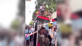 Black Girl Twerking Causes Bus Station Roof To Collapse