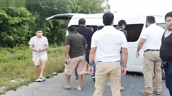 Pickup Truck And Delivery Truck Collide Head-on, Leaving 6 Dead And 11 Injured