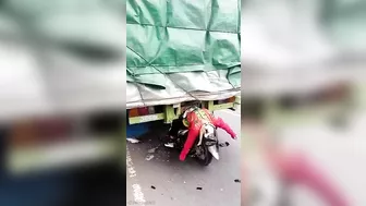 Motorcyclist Dies After Overtaking A Truck