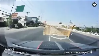 A Truck Hit A Motorcycle At 150 Km/h