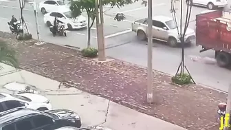 Compilation Of Accidents, Best Viewed On Mobile... TheYN