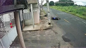 Biker Fell Off His Motorcycle And Hit A Pole