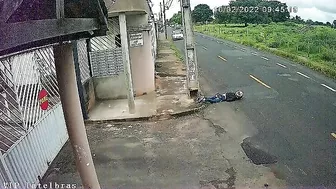 Biker Fell Off His Motorcycle And Hit A Pole