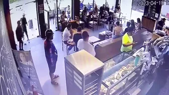 Bodyguard Accidentally Kills His Boss While Protecting Him