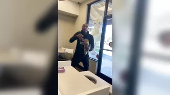 Schwarzer Attacks Subway Employee