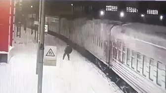 Drunk Man Falls Under Train - Fatal Accident TheYNC