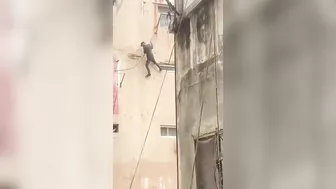 Man Falls From 5th Floor And Dies