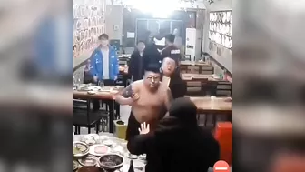 This Guy Accidentally Stabbed His Friend During A Fight At A Restaurant