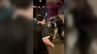 Fight Breaks Out Outside Chicago Bar, Thugs Beat Others