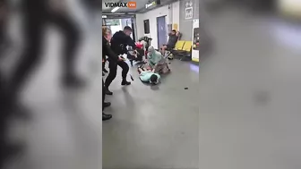 British Police Kick Muslim In The Head At Manchester Airport