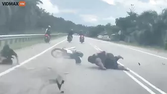 Fat Motorcyclist Turned Into A Rag Doll In An Accident - Video - VidMa