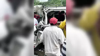 Four Dead In Van And Truck Accident