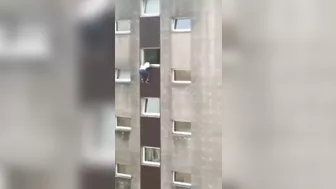 Girl Fell From 14th Floor Window