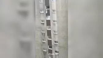 Girl Fell From 14th Floor Window