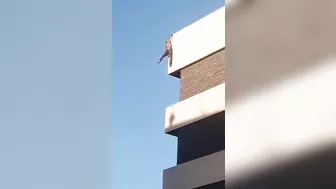 Drunk Man Fell From Building And Died