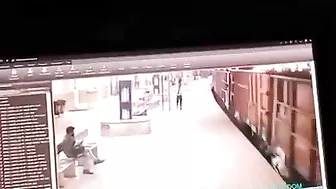 Policeman Falls From Platform On Railway Tracks And Is Crushed To Death