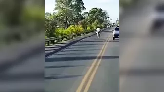 Stupid Cyclists Cause Accidents