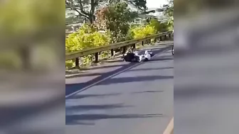 Stupid Cyclists Cause Accidents