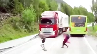 The Truck Driver's Reaction Saved His Life