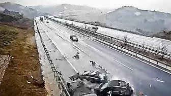 Tragic Accident In Türkiye. A Man Left With His Family