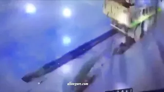 Truck Turns Idiot Motorcyclist Into Red Paint