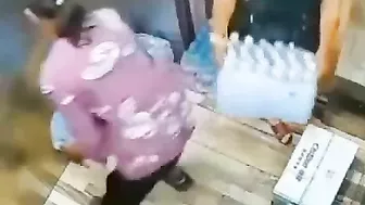 WTF Elevator Accident, God Knows If She Can Survive...