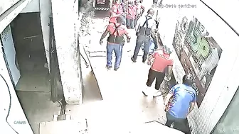 Work Accident: A Man Was Crushed By Two People