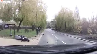 Biker Flees After Being Thrown From Motorcycle