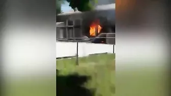 Car Crashes Into Fort Pierce Apartment Complex, Driver Killed