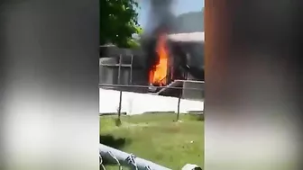 Car Crashes Into Fort Pierce Apartment Complex, Driver Killed