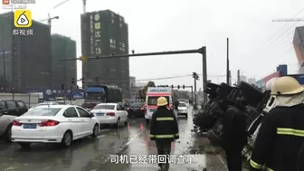 Cement Truck Turns 180 Degrees To Avoid Cyclist
