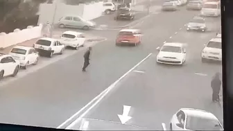 A Cement Truck Lost Control And Collided With About 17 Vehicles