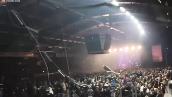 Audience Screams In Horror At Christmas Concert