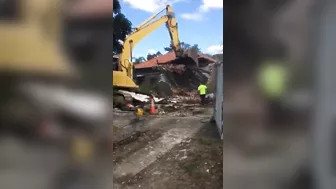 Construction Worker Nearly Crushed To Death After Excavator Bucket Lost