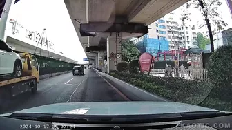 Damn Moped Driver