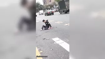 Man Suffers Broken Leg After Car Accident