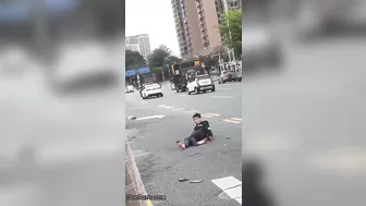 Man Suffers Broken Leg After Car Accident