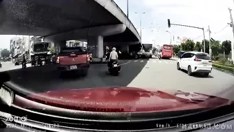 A Moped Driver Died On The Spot In Vietnam