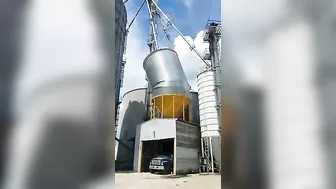 Large Grain Silo Suffers Catastrophic Collapse