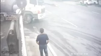 Man Escapes Fatal Truck Accident