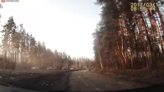 The Out-of-control Truck Hit The Side Of Kammer
