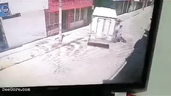 The Robber Was Trapped Under The Truck