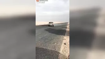 Saudi Prowler Takes Down Photographer