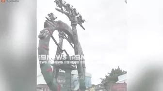 Screaming and shaken passengers stuck upside down on ride in Australia