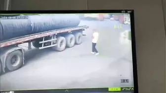 Truck Drivers Discover What Real Pain Is